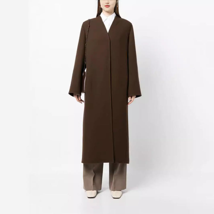 Damska Maxi-Length Minimalist płaszcz z Concealed przodem i boxy na ramiona Lumaza