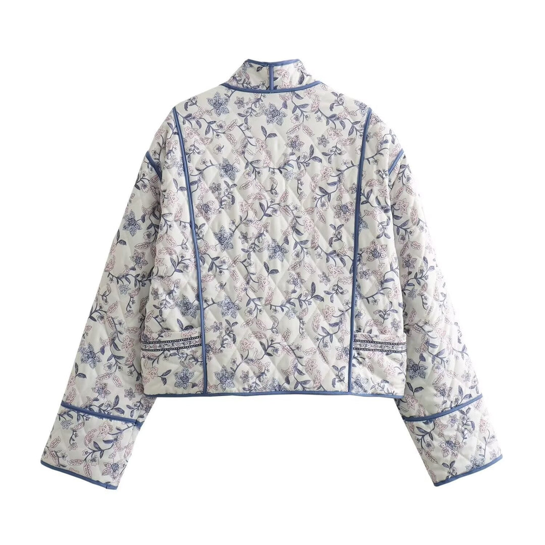 Damska pikowana kimono kurtka z kwiatowa all-over pattern i contrasting piping Lumaza