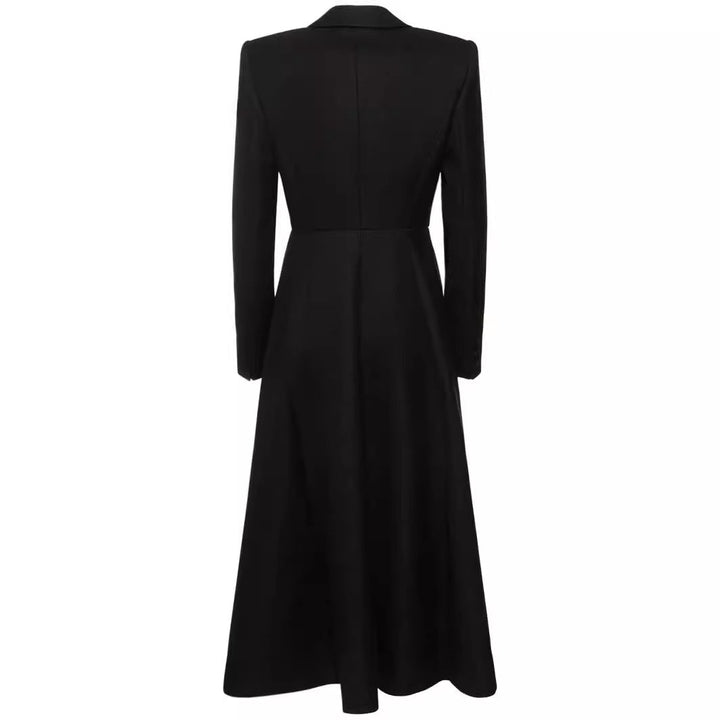 Damska długaer taliowana marynarka płaszcz z maxi length i structured shoulders Lumaza