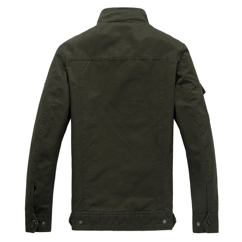 Męska canvas field kurtka w military utility styl z shoulder epaulettes i multi kieszeniami