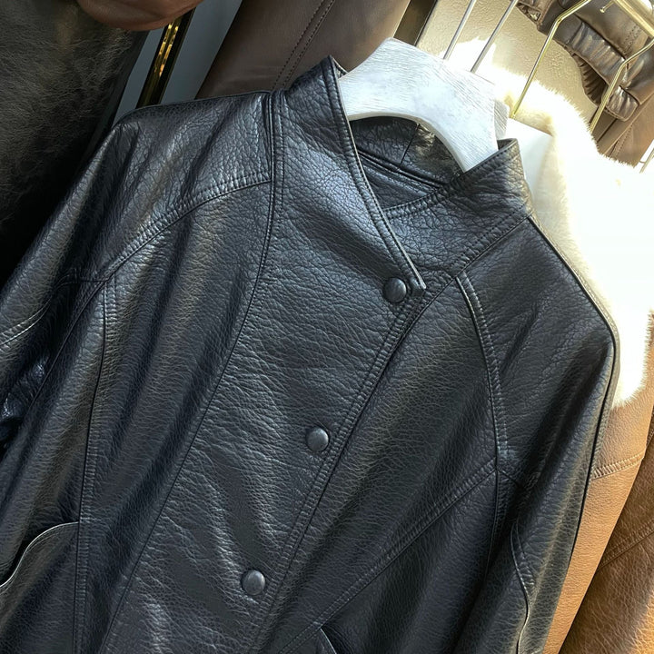 Damska krótka Leather kurtka z textured grain, ze stójką, i ściągaczem pasem Lumaza