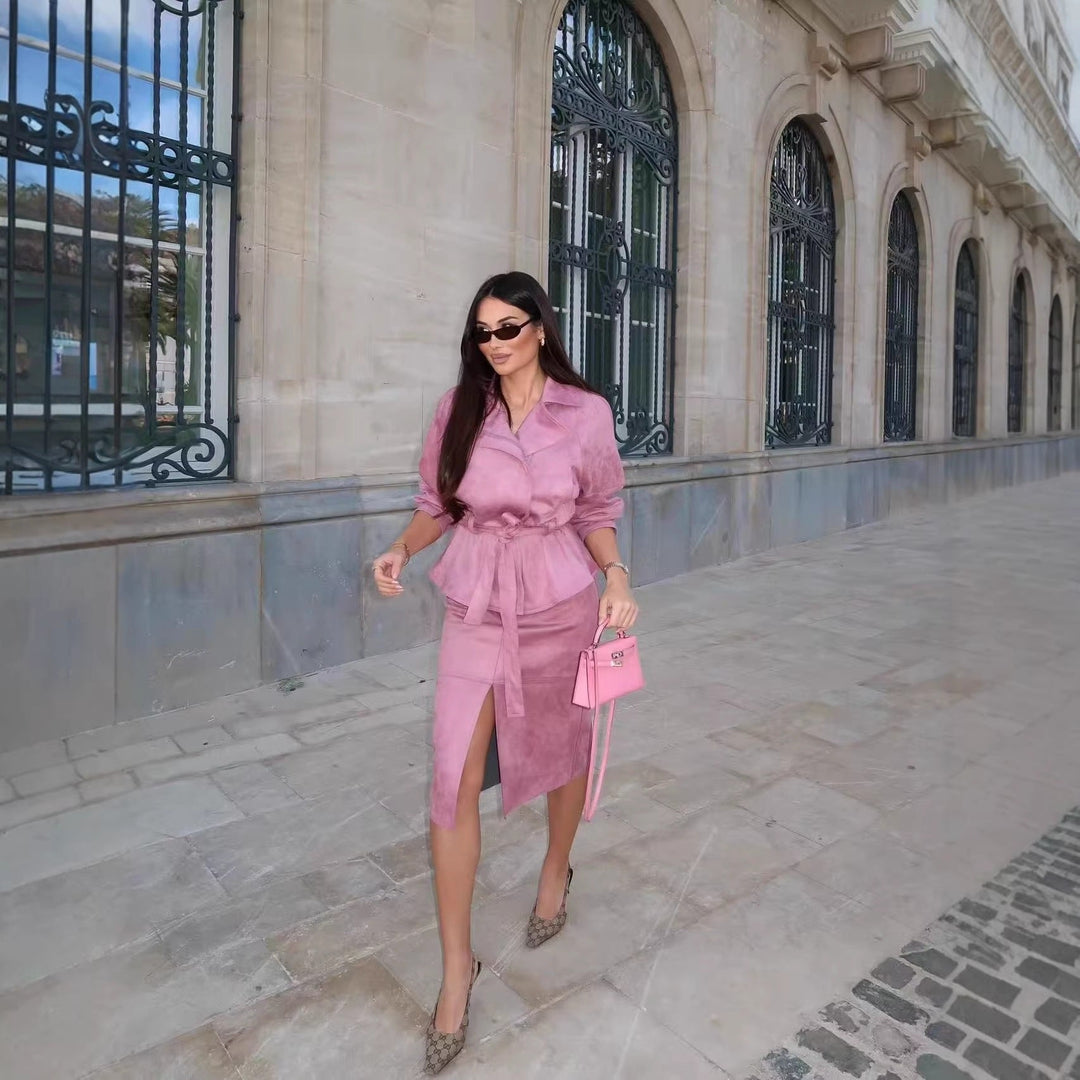 Damska krótka kurtka z belted Talia, asymmetrical lapel, i peplum Dół
