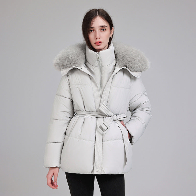Damska luxury krótka puchowa kurtka z integrated wind protection kołnierzem i waist paskiem Lumaza