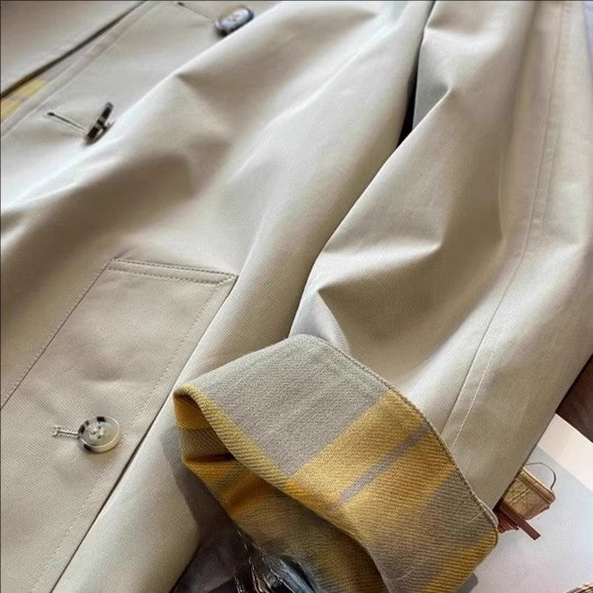 Damska elegancka trencz z podwójna guzikami listwą made of High-Quality Material Lumaza