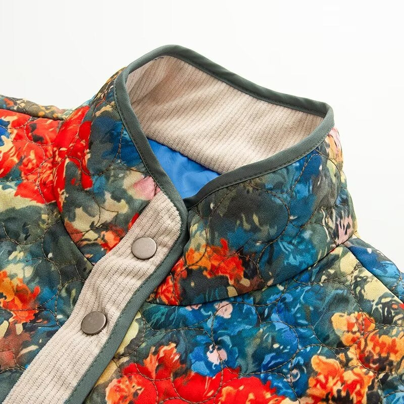 Damska pikowana Transitional kurtka z kwiatowa Allover Pattern i stójka kołnierzem Lumaza