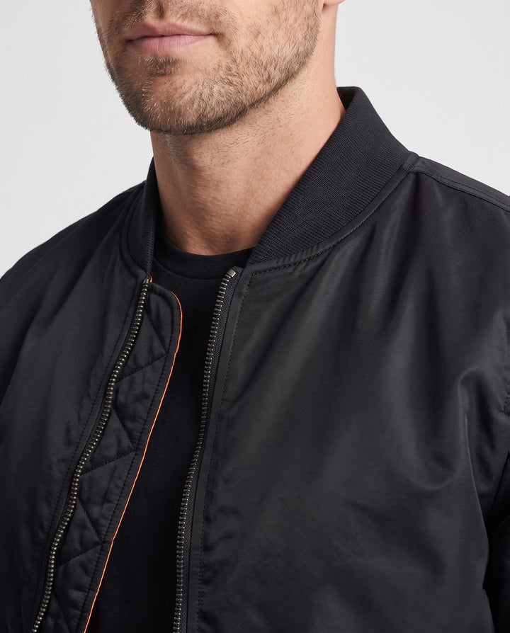 Męska ocieplana nylon bomberka kurtka w aviator styl z thermo wsulation i utility arm kieszenią