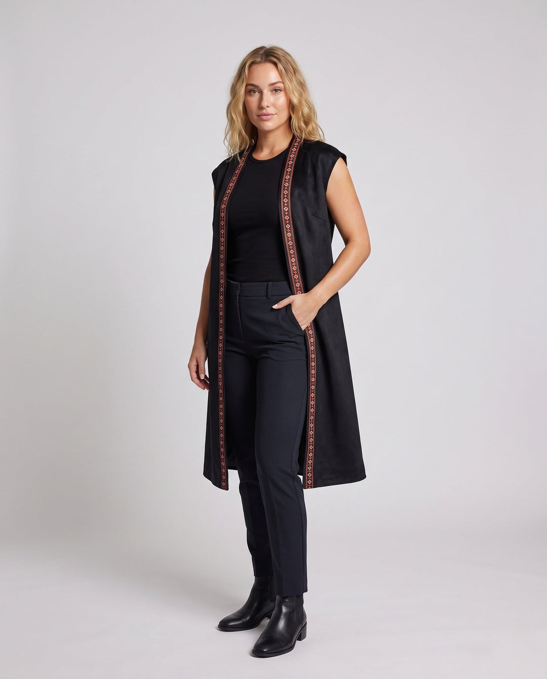 Damska luxury kamizelka z elaborate embroidery Lumaza