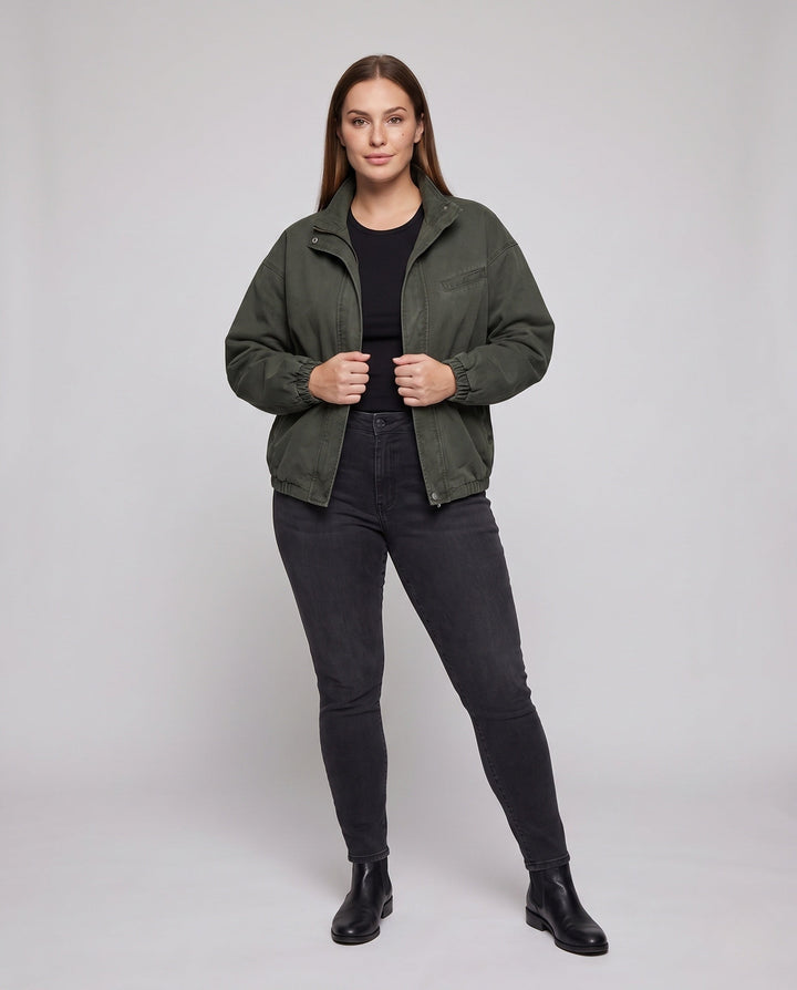 Unisex oversize funkcjonalna-Fieldjacke mit Stehkragen, verdeckter Druckknopfleiste und elastischem Saum