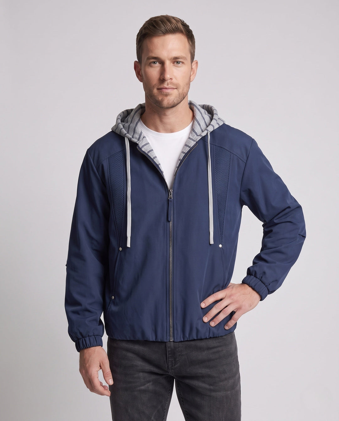 Unisex oversize-Windjacke mit gestreifter Kapuzenblende, Mesh-Einsätzen &amp; Tunnelzug