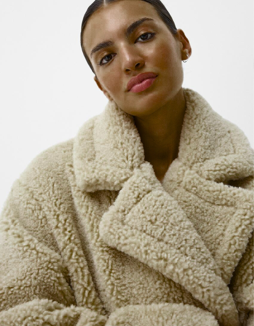 Kurtka damska teddy z lapel kołnierzem w długa model